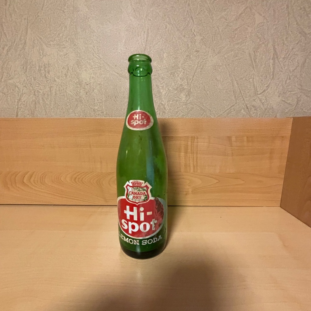 Hi-Spot Green Canada Dry Lemon Soda Bottle